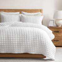 WDCOZY White Queen Size Quilt Bedding Sets with Pillow Shams Lightweight Soft Bedspread Coverlet Quilted Blanket Thin Comforter Bed Cover All Season Summer Spring 3 Pieces 90x90 inches