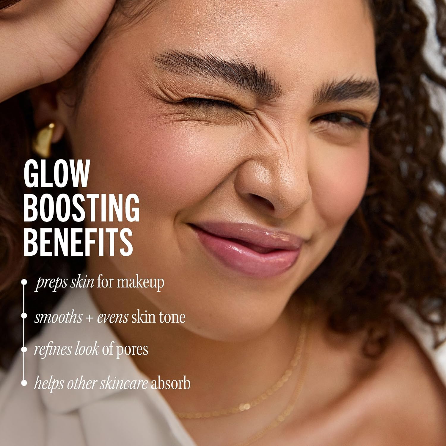 First Aid Beauty - Facial Radiance Pads with Glycolic & Lactic Acids Daily Exfoliating Pads with AHA Visibly Smaller Pores Help Tone & Brighten Skin One-Step Makeup Prep Compostable 60 2ct