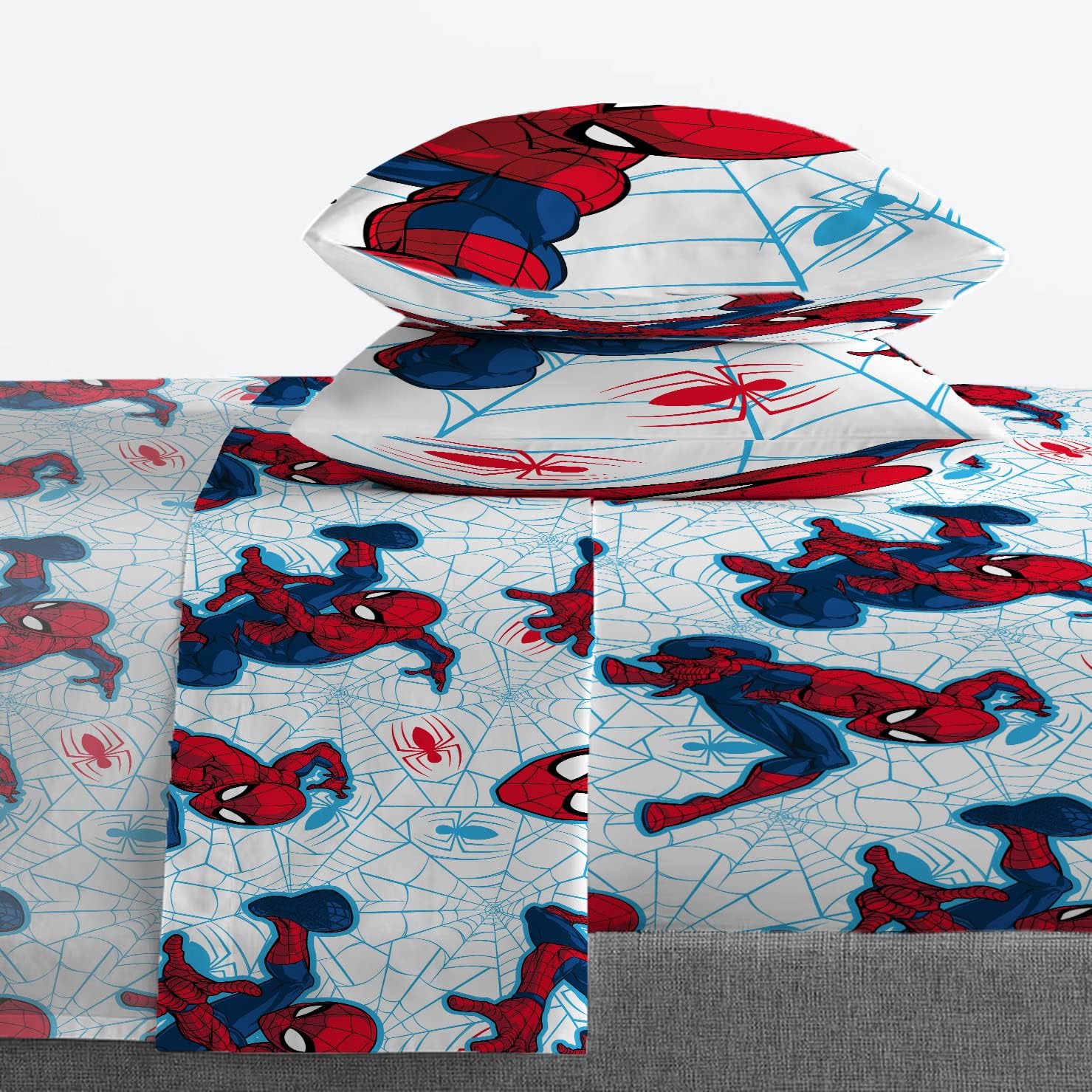 Spiderman 7 Piece Queen Bed in a Bag for Boys - Includes Reversible Comforter & Sheet Set - Super Soft Fade Resistant Microfiber Kids Bedding All Season (Official Marvel Product) by Jay Franco